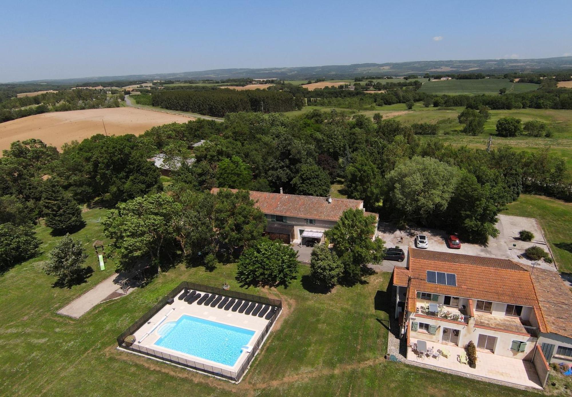 Domaine Las Brugues Saint-Papoul Exterior photo
